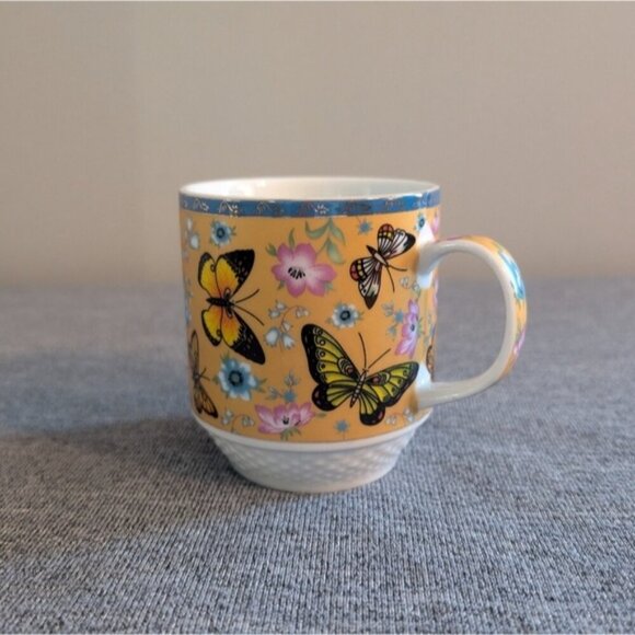 3/$30 | Edinbourg Porcelain Mug with Butterflies, Blue/Gold Trim, EUC - Picture 2 of 4